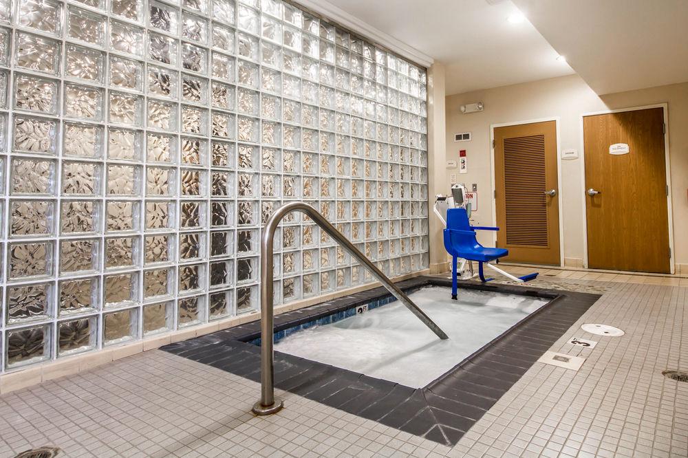Comfort Inn & Suites Oakland Airport Екстер'єр фото