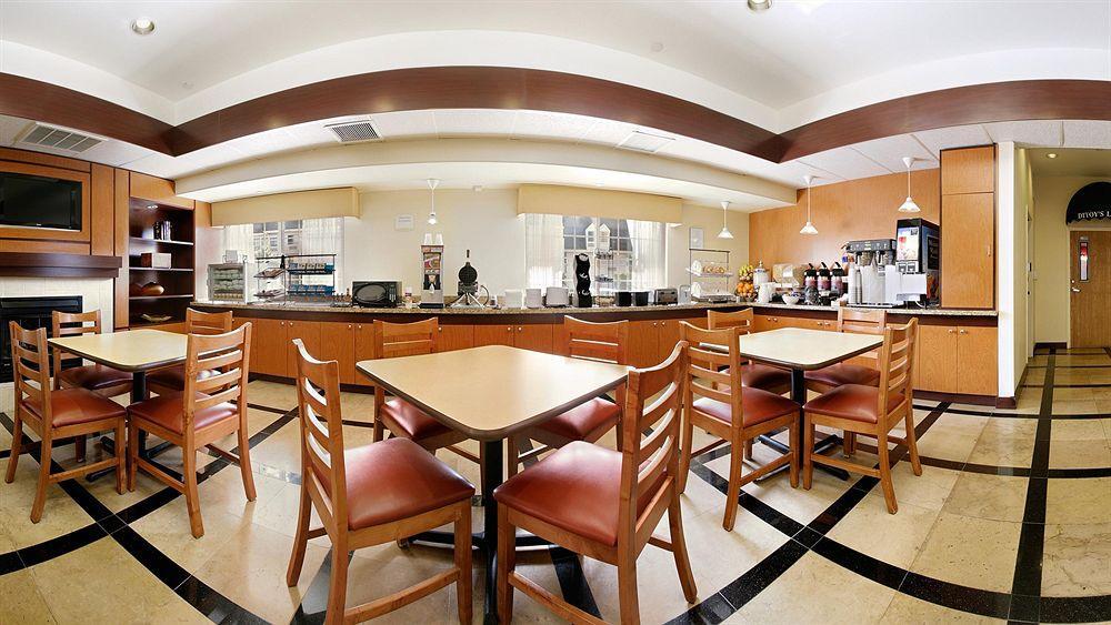 Comfort Inn & Suites Oakland Airport Екстер'єр фото