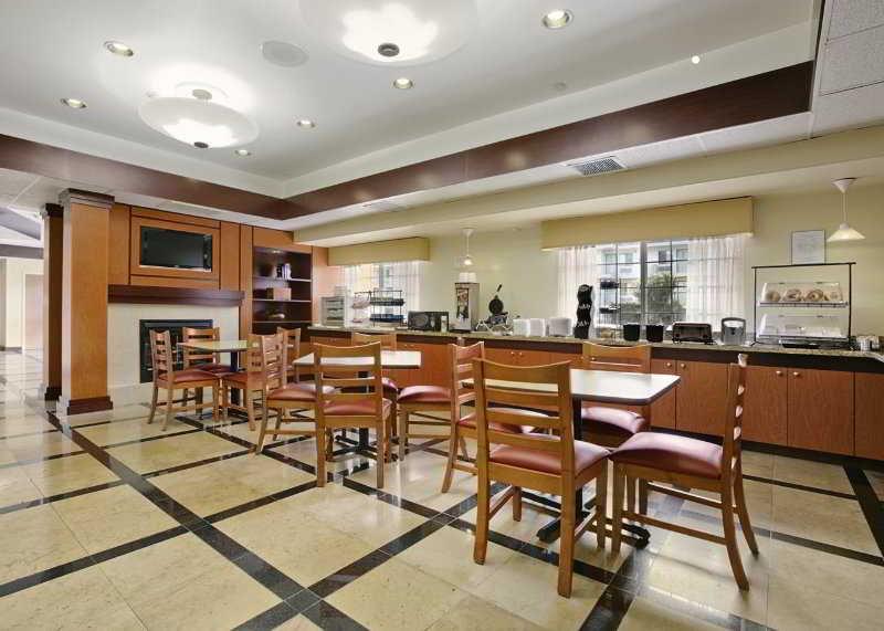 Comfort Inn & Suites Oakland Airport Ресторан фото